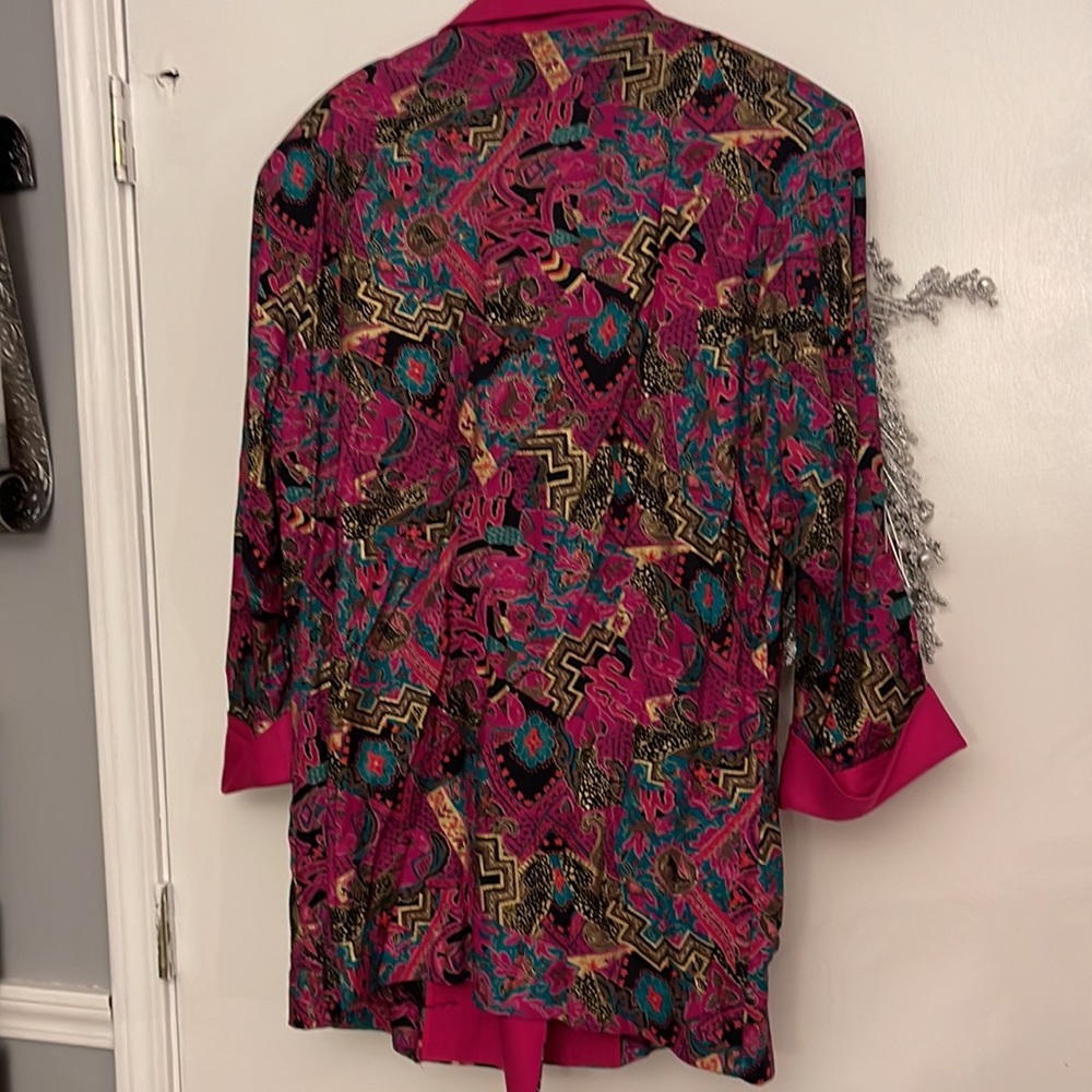 Skirt suit - Picture 6 of 10